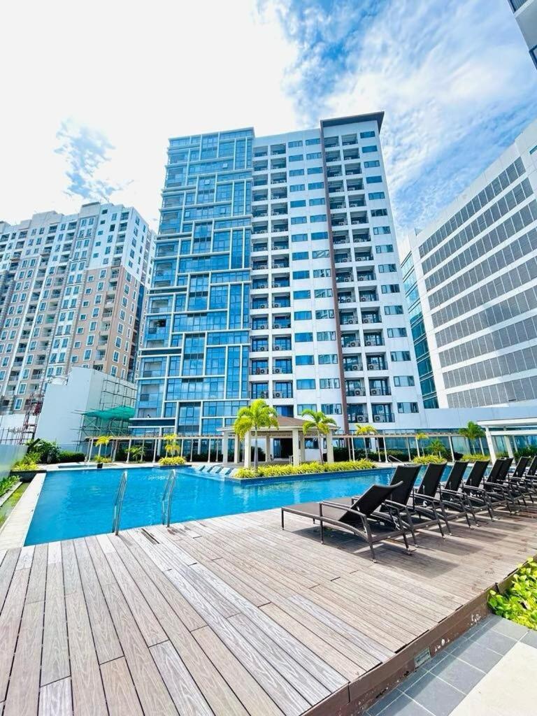 Modern And Cozy One Manchester Place In Mactan Newtown Daire Lapu-Lapu City Dış mekan fotoğraf